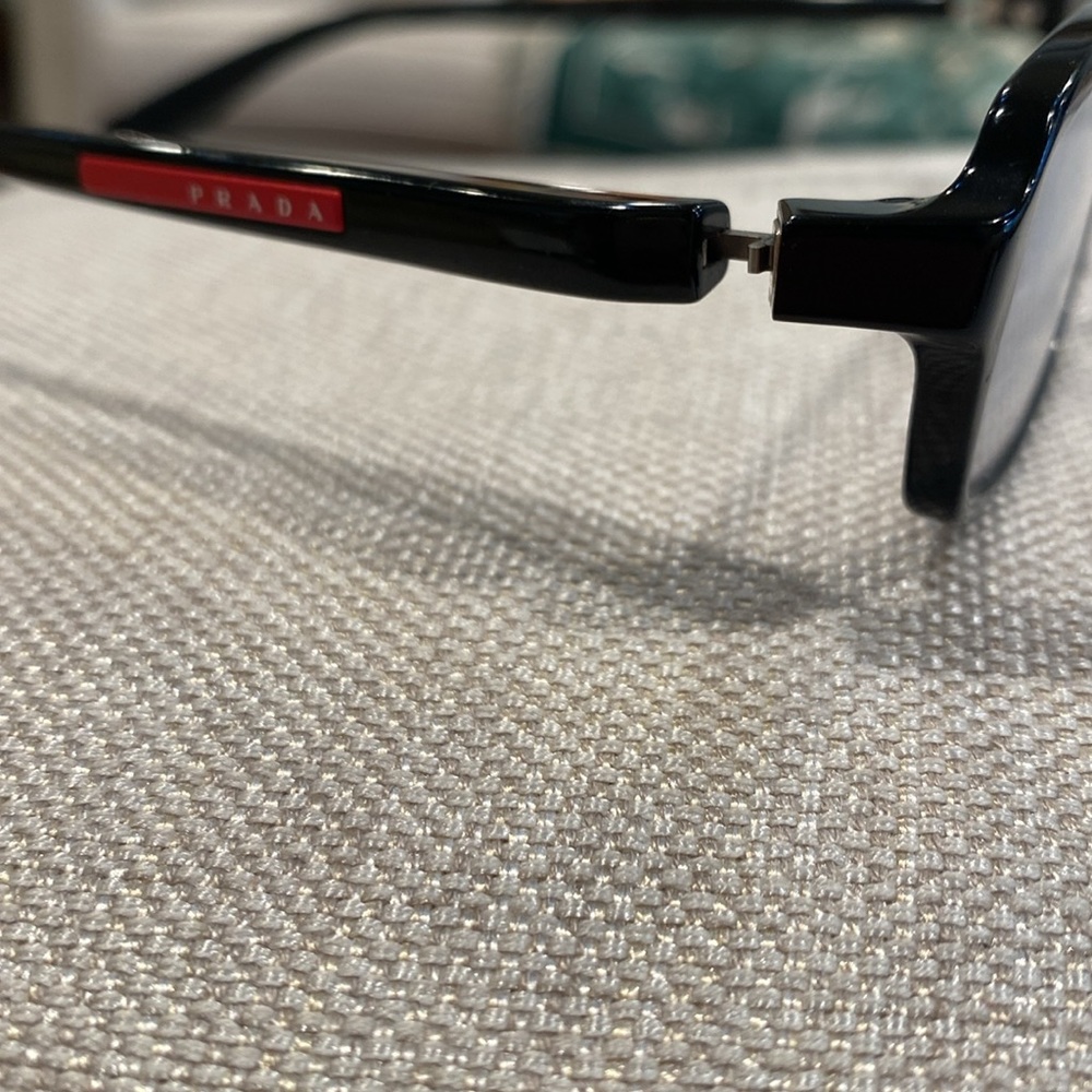 PRADA EYE GLASSES 🤓 VPS 04B 53 15 1AB 101 140 black frame side logo & flap case - Picture 12 of 16
